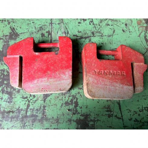 トラクター重り（ウエイト） 中古ウエイトヤンマートラクター用 ウエイト×2☆視察可能！☆ 茨城県