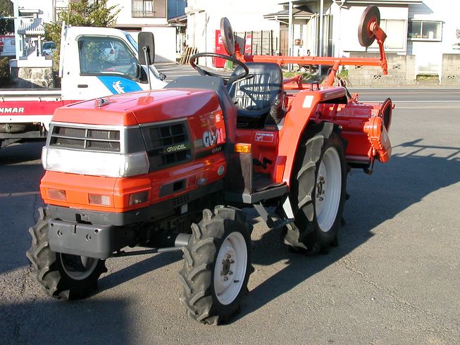 クボタ トラクター 写真