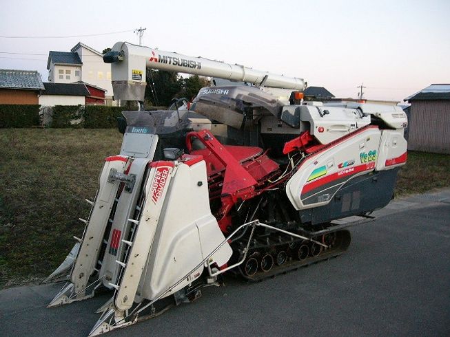 三菱 コンバイン 写真