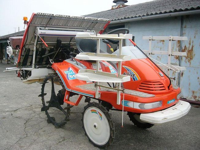 田植機 SPA55ASMIF 写真２