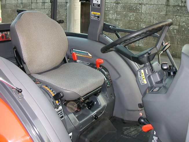 トラクター ＫＬ25ＦＱＢＭＡＪＲＦ11 写真４