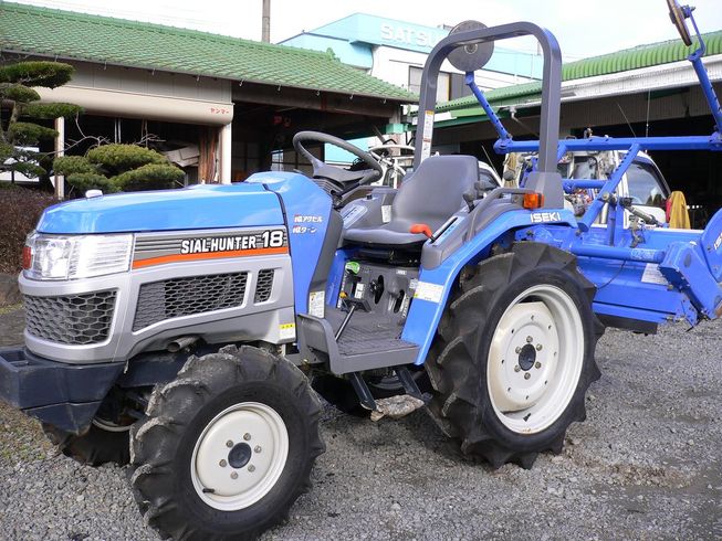 イセキ トラクター 写真