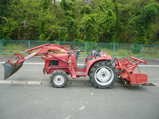 トラクター TX20＋フロントローダー 写真２