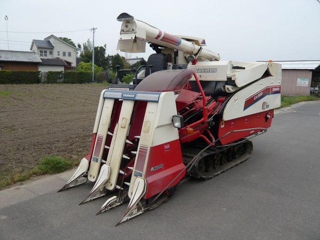 ヤンマー コンバイン 写真