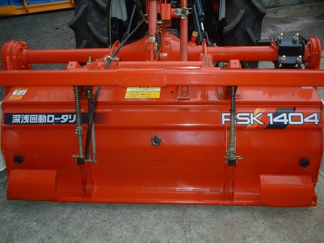 トラクター F210 写真３