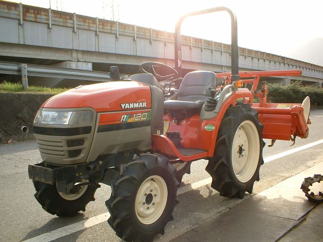 トラクター ＡＦ１２０ 写真３