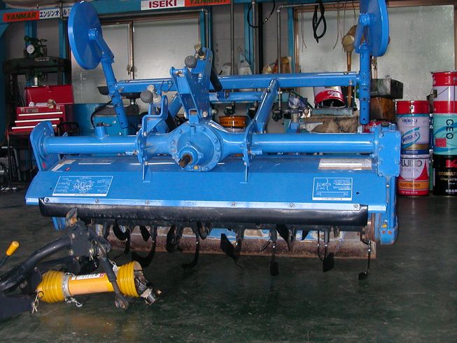 イセキ ロータリー 写真