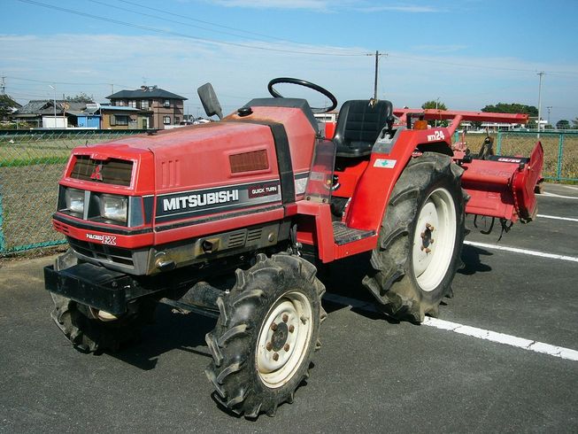三菱 トラクター 写真