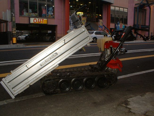 運搬機 HP４００ 写真２