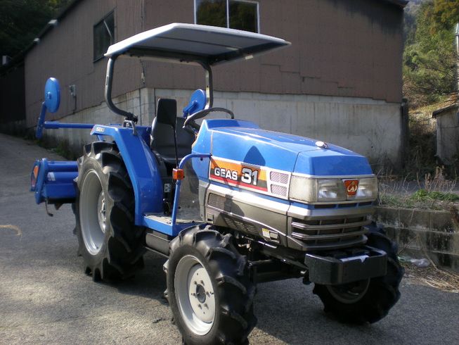 イセキ トラクター 写真