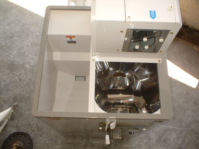 精米機 CCV-1 写真２