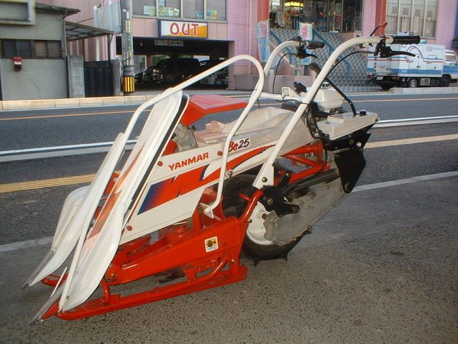 ヤンマー バインダー 写真