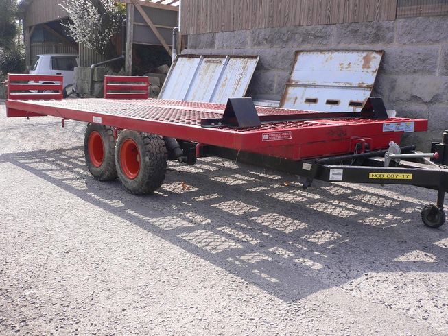 中川車両 トレーラー 写真