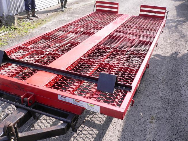 トレーラー NCB－837-17 写真５