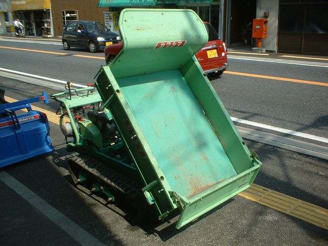 運搬機 ECZ 210D 油圧ダンプ 写真５