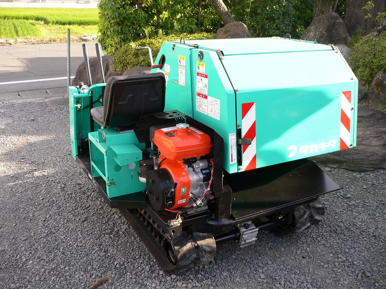 自走ロールべーラー SR-611 写真３