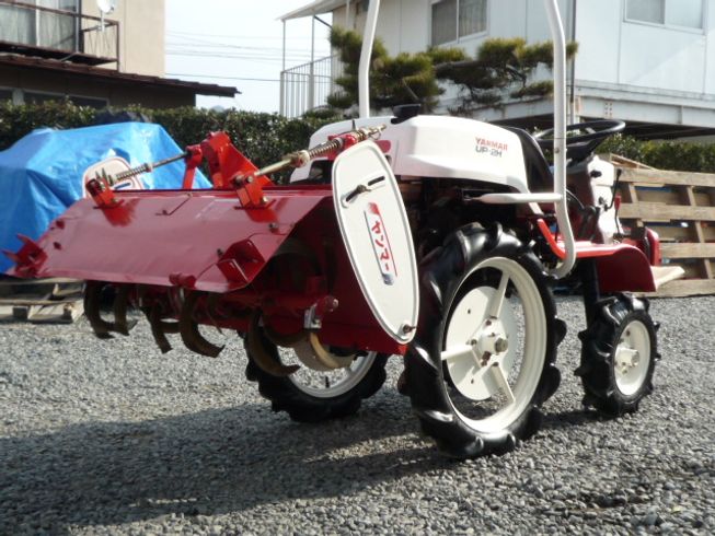 トラクター ＵＰ－２Ｈ 写真４