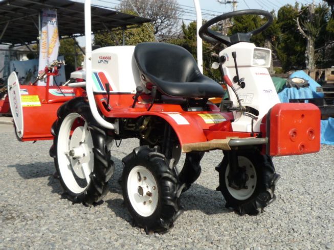 トラクター ＵＰ－２Ｈ 写真２