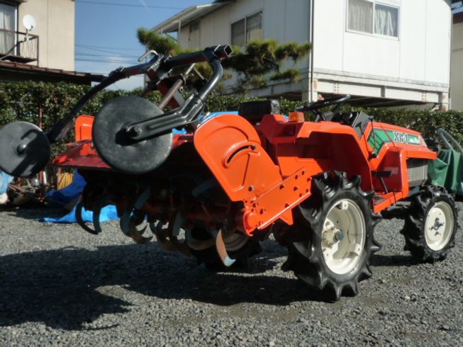 トラクター ＸＢ－１ 写真４
