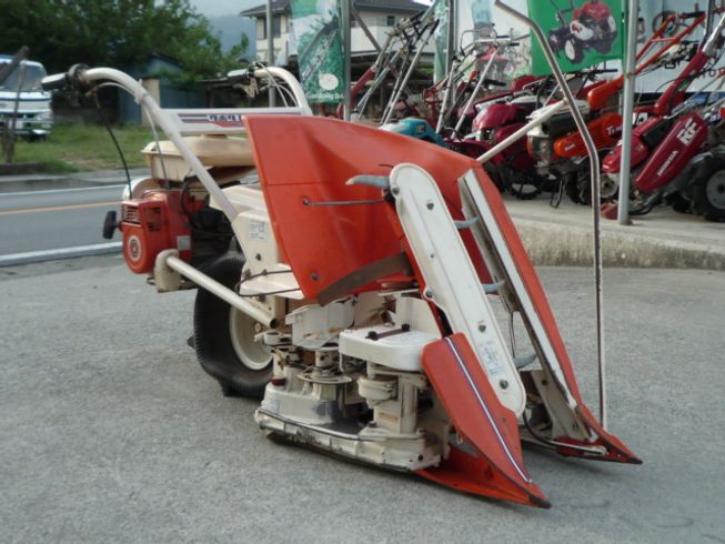 クボタ バインダー 写真