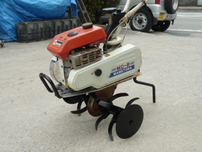 マメトラ 耕運機 写真