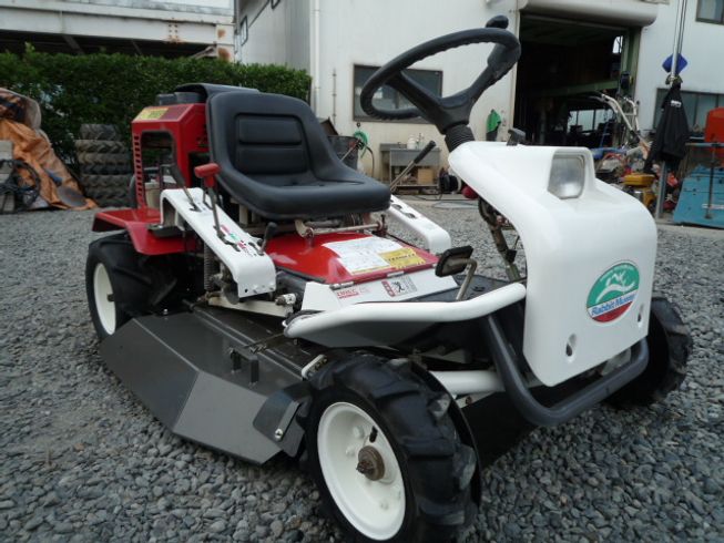 オーレック 乗用モア 写真