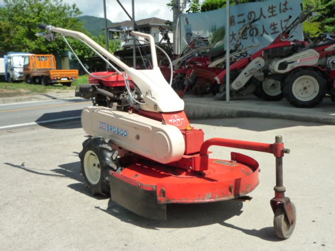 草刈機 ＳＲＤ６００ 写真２