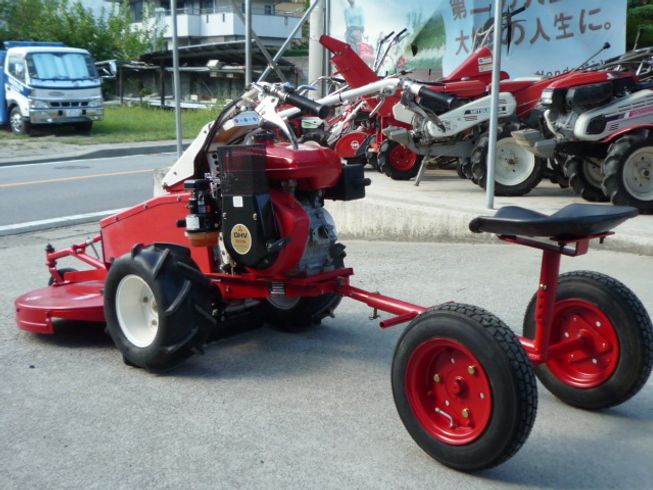 草刈機 ＡＭ８０ＳＰ 写真３