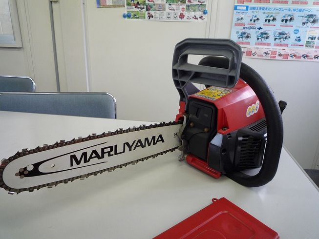 チェーンソー MCZ355 写真２