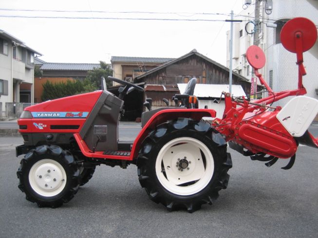 ヤンマー トラクター 写真