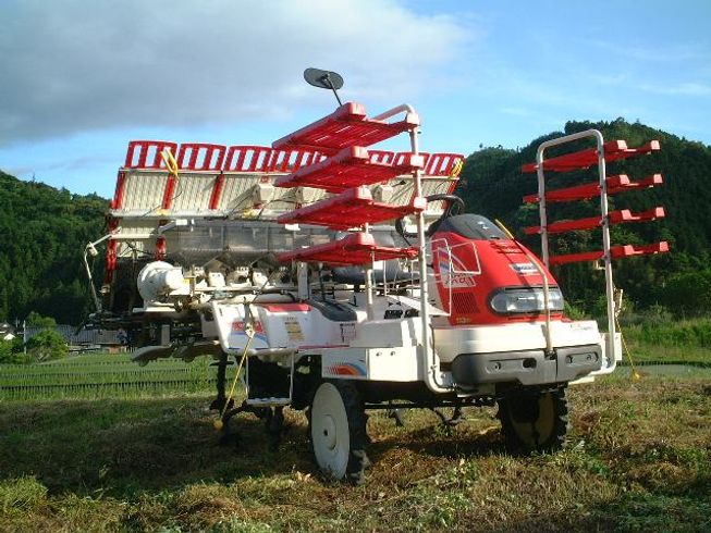 田植機 RR8PWUF 写真３