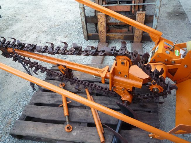 トレンチャー TTS-43 FR-6 写真３