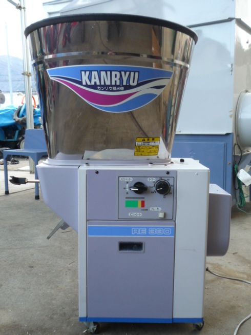 カンリウ工業 精米機 写真