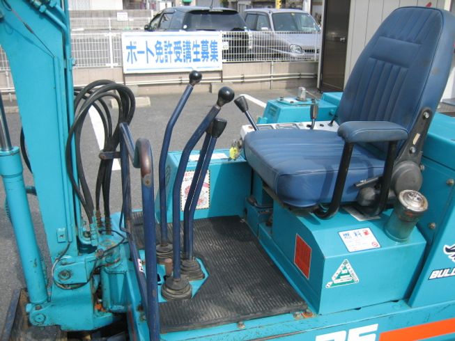 バックホー KH-35 写真４