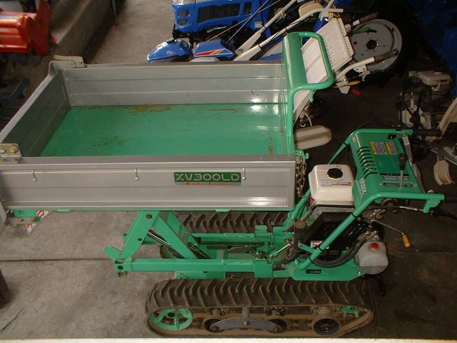 運搬機 XV300LD　リフトダンプ 写真２