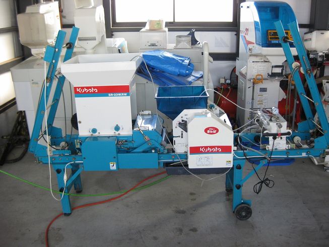 クボタ 播種機 写真
