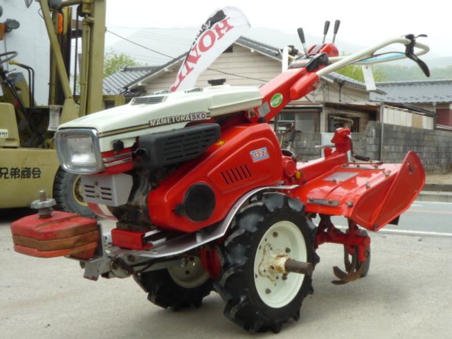 マメトラ 耕運機 写真