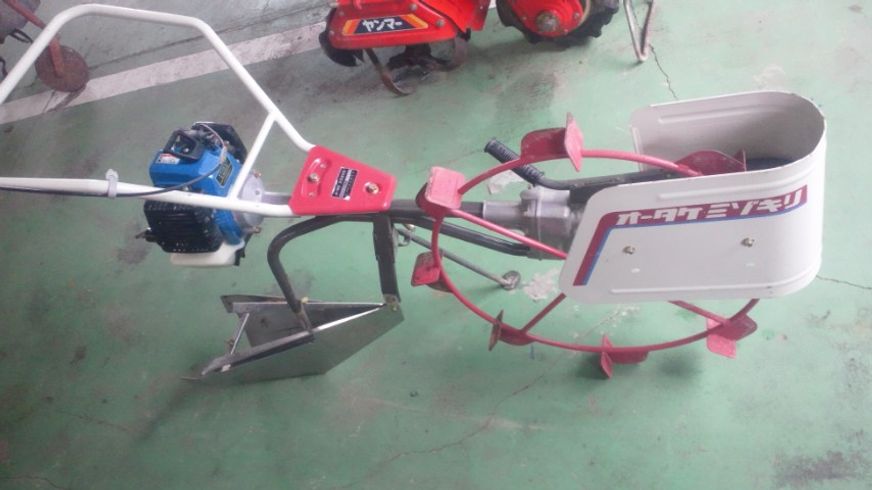 オータケ 溝切機 写真