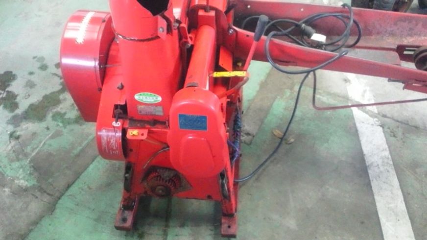 カッター B-13CS 写真２