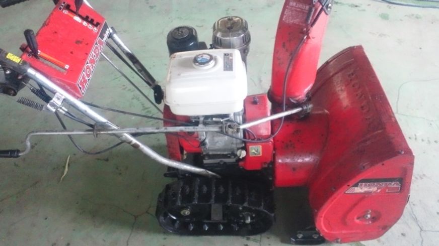 除雪機 HS80 写真２