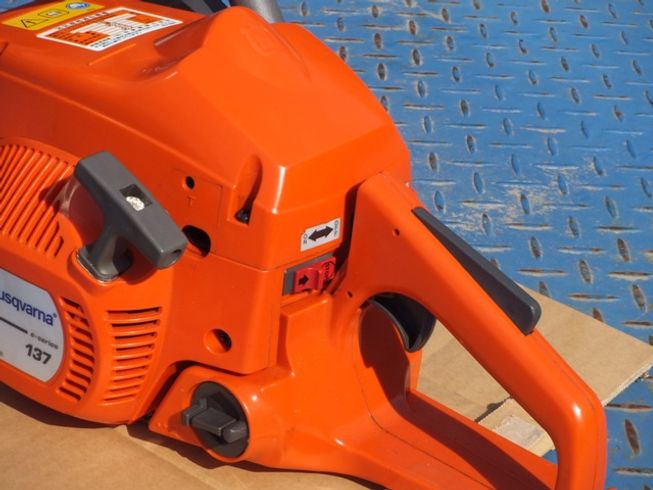 チェーンソー 137 写真３