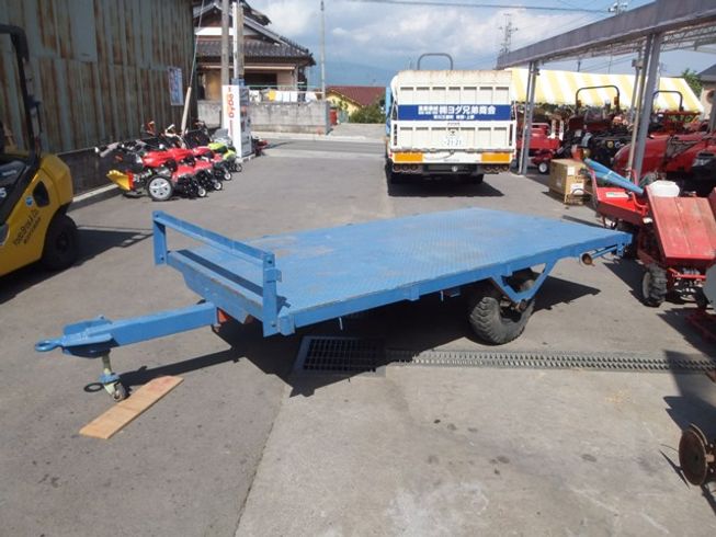 その他 トレーラー 写真