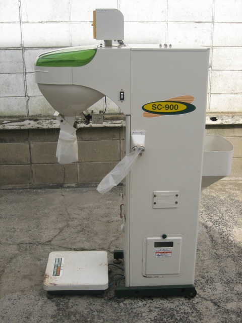 自動選別計量機 SC900 写真３