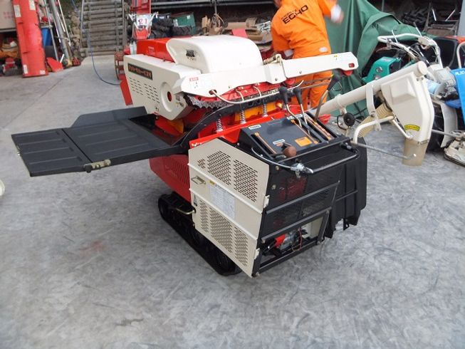 ハーベスター MT-F200V 写真２