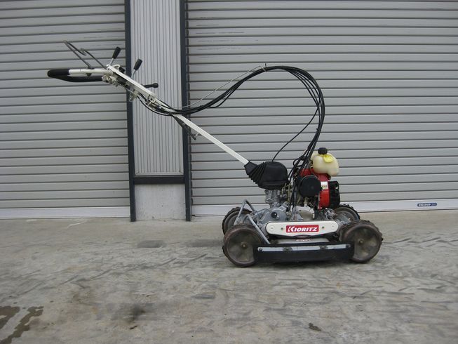 畦草刈機 AZ850 写真２