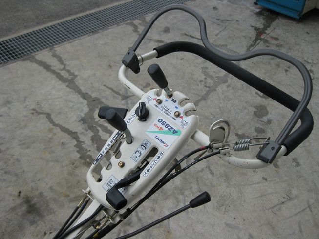 畦草刈機 AZ850 写真５