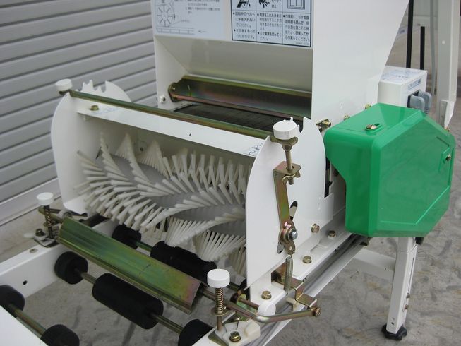 うすまき全自動播種機 THK2007B 写真３