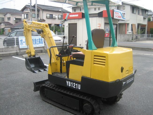 バックホー YB121-2 写真３