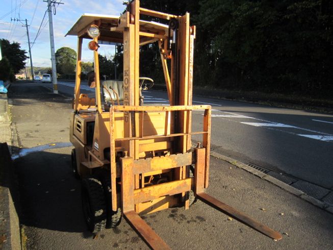 フォークリフト FD１５ 写真２