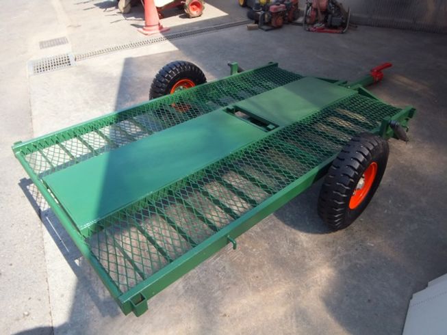 トレーラー ２条用コンバイントレーラー 写真４